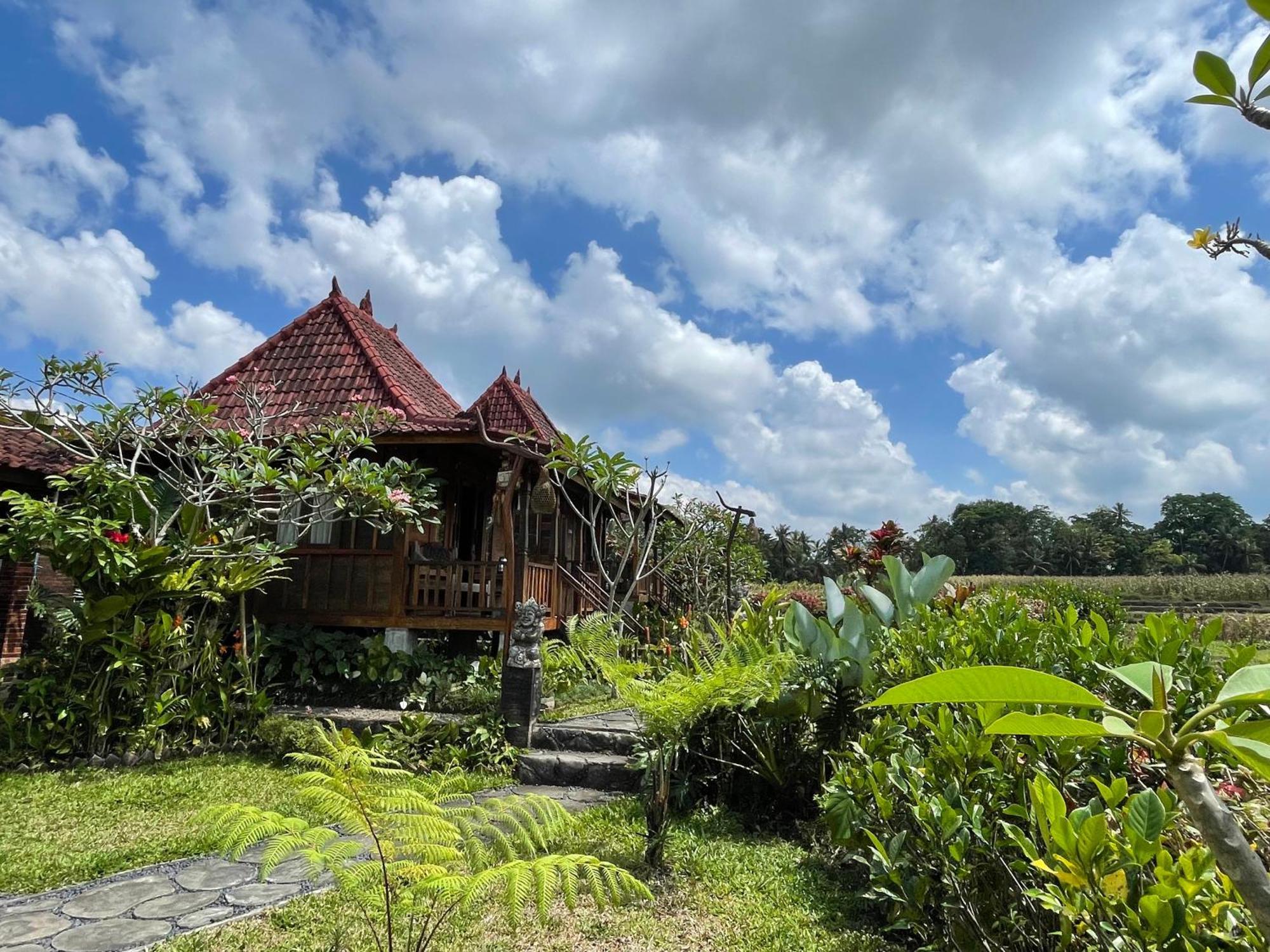 Sirya Farm House Meliling Exterior foto