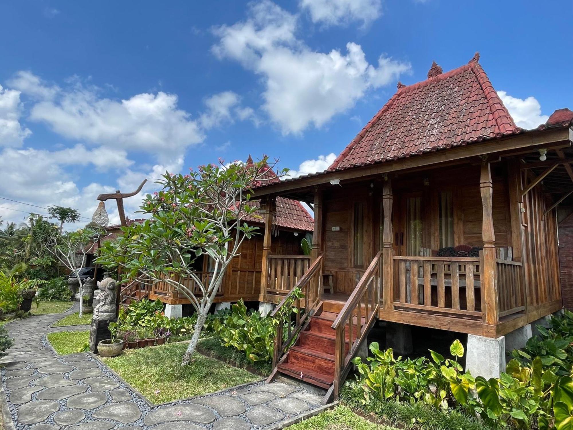 Sirya Farm House Meliling Exterior foto