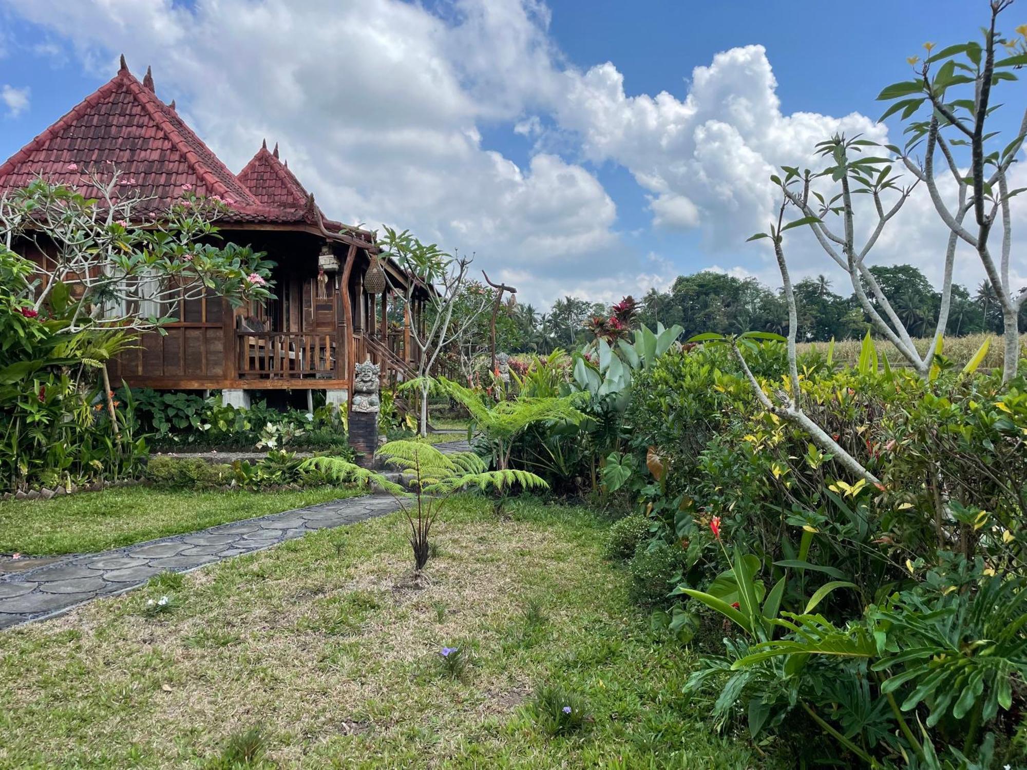 Sirya Farm House Meliling Exterior foto