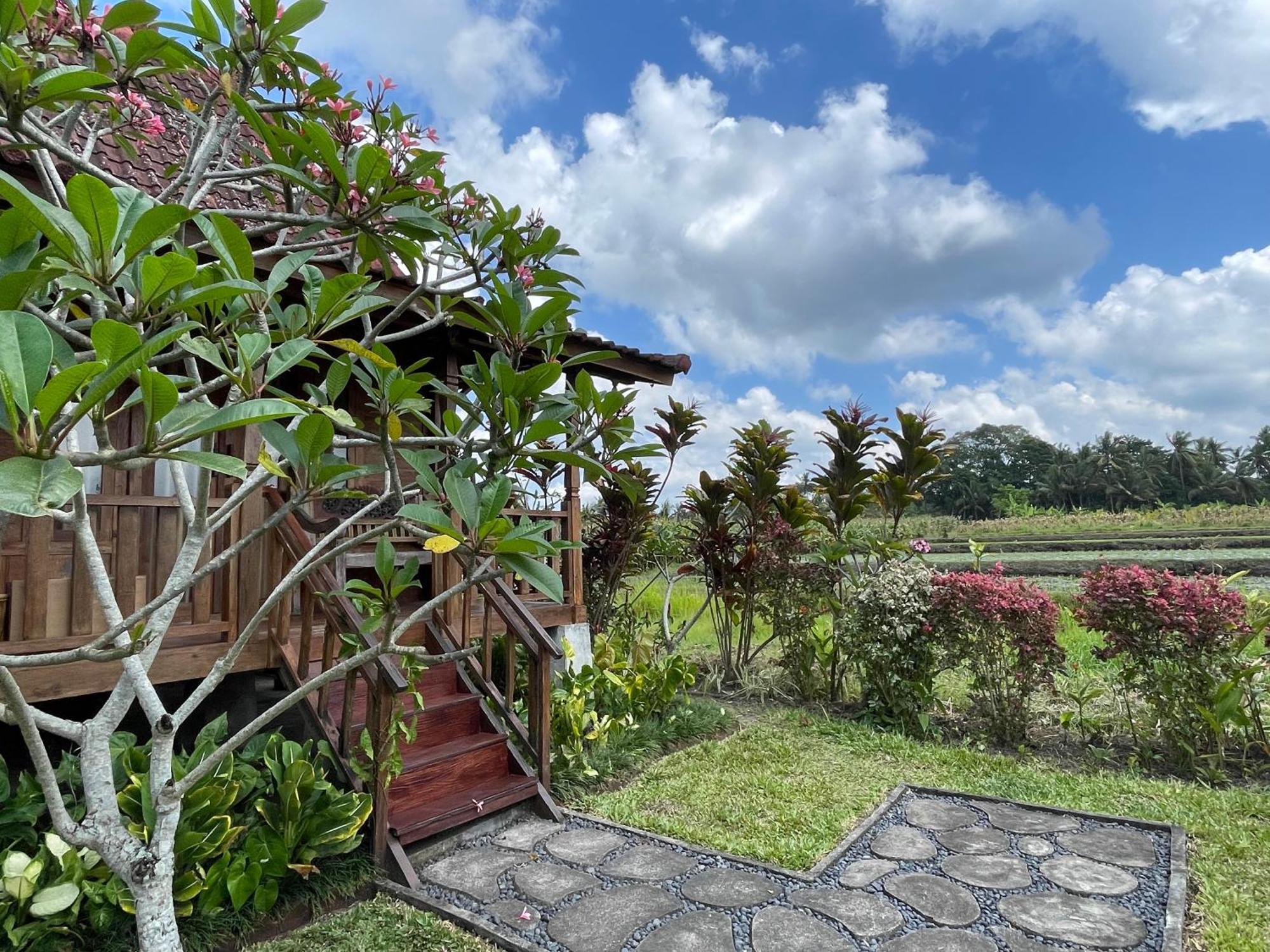 Sirya Farm House Meliling Exterior foto
